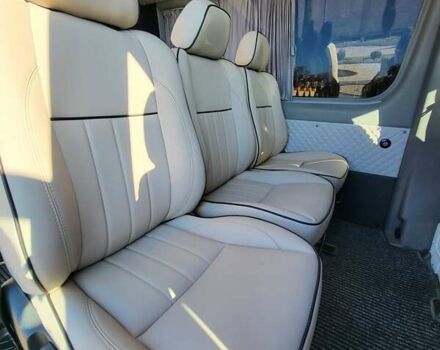 Белый Мерседес Sprinter, объемом двигателя 2.99 л и пробегом 580 тыс. км за 27500 $, фото 2 на Automoto.ua