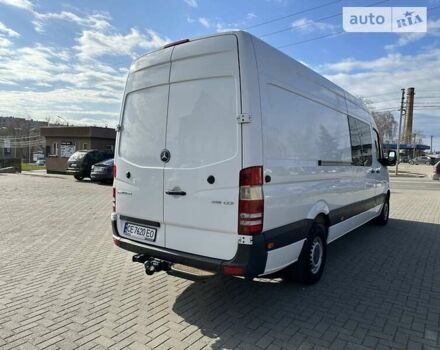 Белый Мерседес Sprinter, объемом двигателя 2.99 л и пробегом 350 тыс. км за 27900 $, фото 7 на Automoto.ua