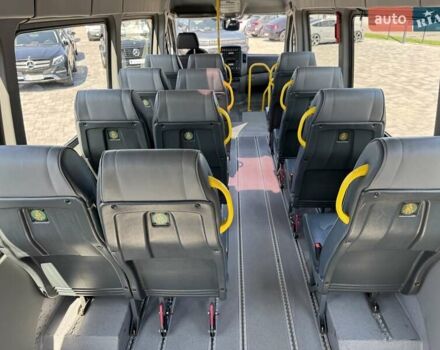 Белый Мерседес Sprinter, объемом двигателя 2.2 л и пробегом 305 тыс. км за 34900 $, фото 4 на Automoto.ua