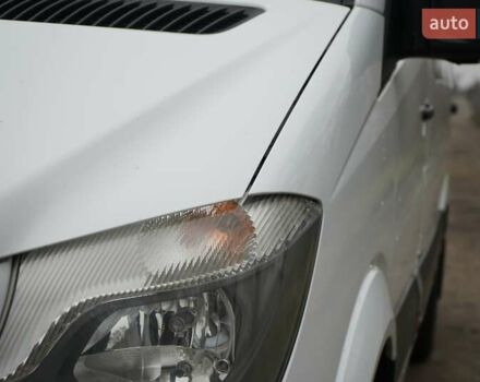 Белый Мерседес Sprinter, объемом двигателя 2.14 л и пробегом 320 тыс. км за 18595 $, фото 7 на Automoto.ua