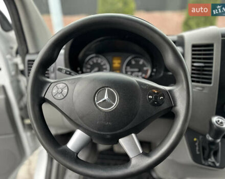 Белый Мерседес Sprinter, объемом двигателя 3 л и пробегом 222 тыс. км за 25499 $, фото 21 на Automoto.ua