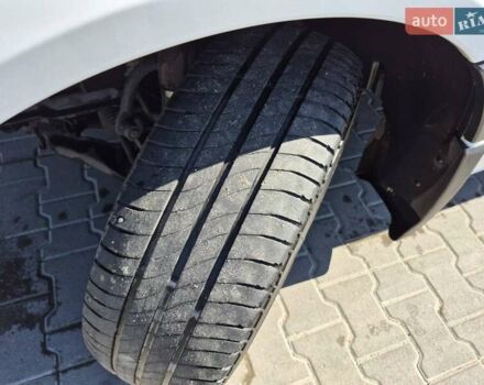 Белый Мерседес Sprinter, объемом двигателя 0 л и пробегом 410 тыс. км за 39000 $, фото 1 на Automoto.ua