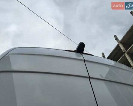 Белый Мерседес Sprinter, объемом двигателя 0 л и пробегом 410 тыс. км за 39000 $, фото 18 на Automoto.ua