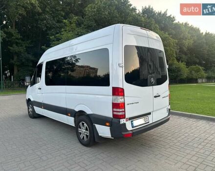 Белый Мерседес Sprinter, объемом двигателя 2.2 л и пробегом 390 тыс. км за 21000 $, фото 3 на Automoto.ua