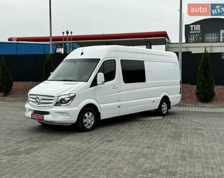 Белый Мерседес Sprinter, объемом двигателя 3 л и пробегом 222 тыс. км за 25499 $, фото 1 на Automoto.ua