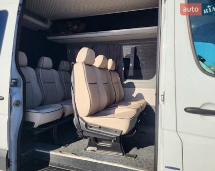 Белый Мерседес Sprinter, объемом двигателя 2.99 л и пробегом 580 тыс. км за 27500 $, фото 6 на Automoto.ua