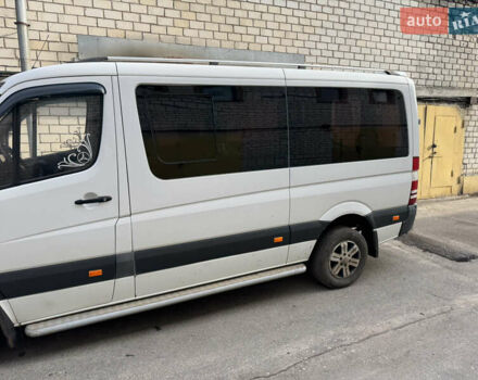 Белый Мерседес Sprinter, объемом двигателя 2.14 л и пробегом 380 тыс. км за 18500 $, фото 3 на Automoto.ua