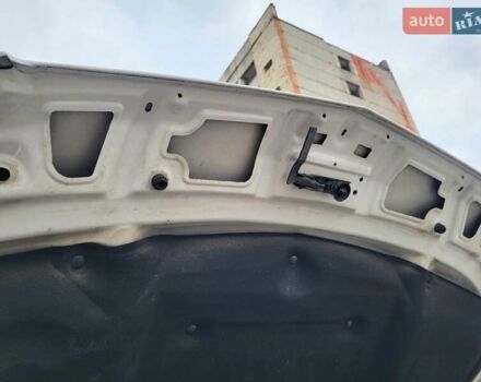 Белый Мерседес Sprinter, объемом двигателя 0 л и пробегом 410 тыс. км за 39000 $, фото 13 на Automoto.ua