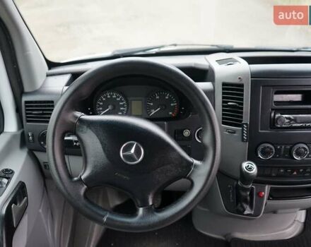 Белый Мерседес Sprinter, объемом двигателя 2.14 л и пробегом 320 тыс. км за 18595 $, фото 15 на Automoto.ua