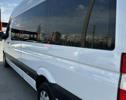 Белый Мерседес Sprinter, объемом двигателя 2.14 л и пробегом 347 тыс. км за 22500 $, фото 3 на Automoto.ua