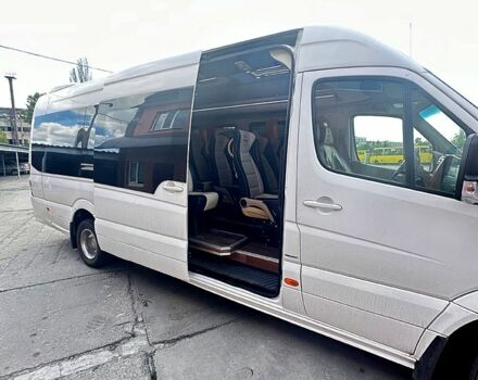 Белый Мерседес Sprinter, объемом двигателя 3 л и пробегом 270 тыс. км за 52000 $, фото 5 на Automoto.ua