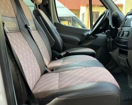 Белый Мерседес Sprinter, объемом двигателя 2.1 л и пробегом 220 тыс. км за 26500 $, фото 5 на Automoto.ua