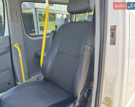 Белый Мерседес Sprinter, объемом двигателя 2.2 л и пробегом 305 тыс. км за 34900 $, фото 19 на Automoto.ua