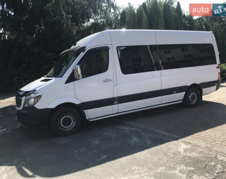 Белый Мерседес Sprinter, объемом двигателя 2.87 л и пробегом 650 тыс. км за 19000 $, фото 4 на Automoto.ua