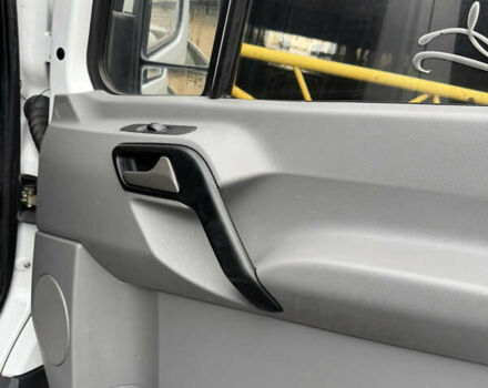 Белый Мерседес Sprinter, объемом двигателя 2.14 л и пробегом 380 тыс. км за 18500 $, фото 12 на Automoto.ua