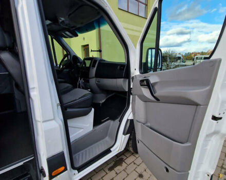 Белый Мерседес Sprinter, объемом двигателя 0 л и пробегом 870 тыс. км за 19000 $, фото 15 на Automoto.ua