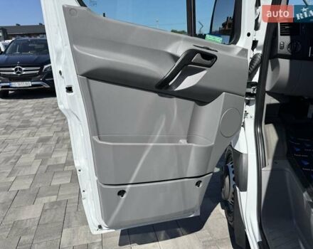 Белый Мерседес Sprinter, объемом двигателя 2.2 л и пробегом 305 тыс. км за 34900 $, фото 13 на Automoto.ua