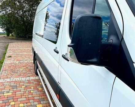 Белый Мерседес Sprinter, объемом двигателя 3 л и пробегом 321 тыс. км за 32500 $, фото 4 на Automoto.ua