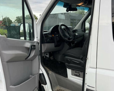 Белый Мерседес Sprinter, объемом двигателя 0 л и пробегом 390 тыс. км за 21000 $, фото 20 на Automoto.ua