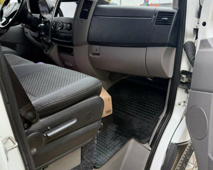 Білий Мерседес Sprinter, об'ємом двигуна 2.99 л та пробігом 740 тис. км за 27000 $, фото 9 на Automoto.ua