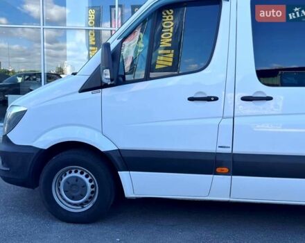 Белый Мерседес Sprinter, объемом двигателя 2.1 л и пробегом 226 тыс. км за 25500 $, фото 10 на Automoto.ua