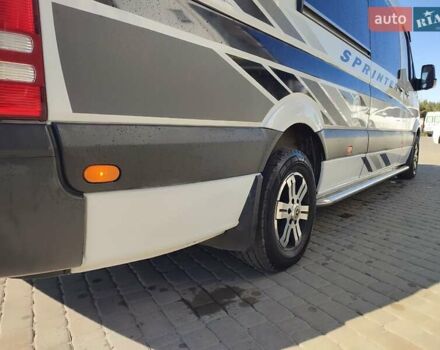 Белый Мерседес Sprinter, объемом двигателя 2.1 л и пробегом 800 тыс. км за 22000 $, фото 8 на Automoto.ua
