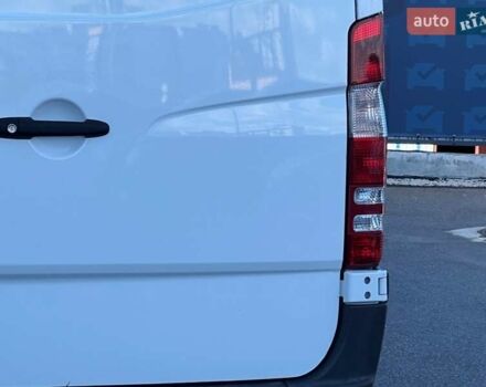 Белый Мерседес Sprinter, объемом двигателя 2.1 л и пробегом 226 тыс. км за 25500 $, фото 15 на Automoto.ua