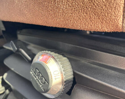 Белый Мерседес Sprinter, объемом двигателя 3 л и пробегом 895 тыс. км за 23700 $, фото 13 на Automoto.ua