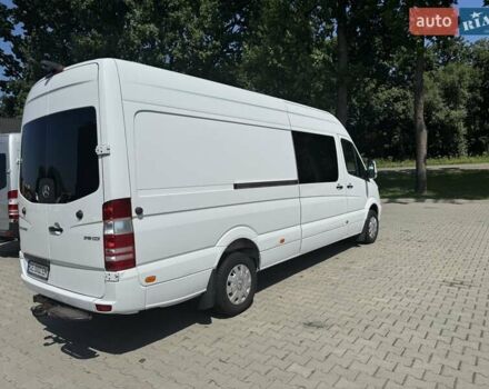 Білий Мерседес Sprinter, об'ємом двигуна 2.1 л та пробігом 570 тис. км за 24999 $, фото 2 на Automoto.ua