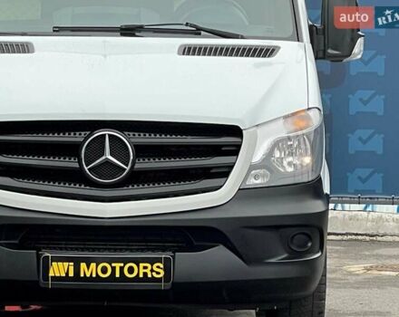Белый Мерседес Sprinter, объемом двигателя 2.2 л и пробегом 737 тыс. км за 25000 $, фото 8 на Automoto.ua