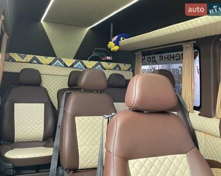 Белый Мерседес Sprinter, объемом двигателя 2.2 л и пробегом 737 тыс. км за 25000 $, фото 38 на Automoto.ua
