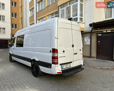 Білий Мерседес Sprinter, об'ємом двигуна 2.2 л та пробігом 490 тис. км за 25000 $, фото 3 на Automoto.ua