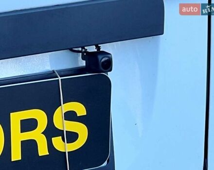 Белый Мерседес Sprinter, объемом двигателя 2.1 л и пробегом 226 тыс. км за 25500 $, фото 18 на Automoto.ua