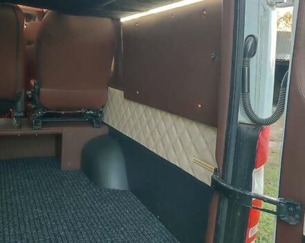 Белый Мерседес Sprinter, объемом двигателя 2.1 л и пробегом 800 тыс. км за 22000 $, фото 29 на Automoto.ua