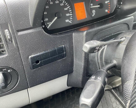 Белый Мерседес Sprinter, объемом двигателя 2.1 л и пробегом 325 тыс. км за 25000 $, фото 21 на Automoto.ua