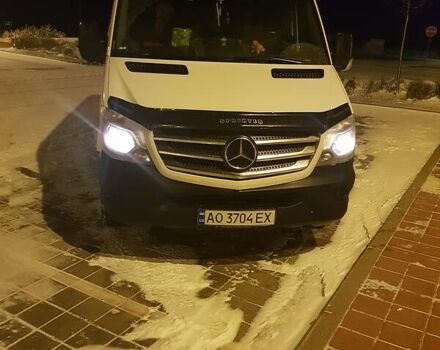 Белый Мерседес Sprinter, объемом двигателя 2.3 л и пробегом 220 тыс. км за 20000 $, фото 1 на Automoto.ua