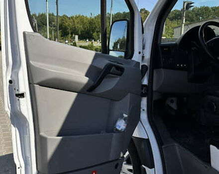 Білий Мерседес Sprinter, об'ємом двигуна 2.2 л та пробігом 320 тис. км за 24900 $, фото 4 на Automoto.ua