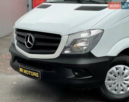Белый Мерседес Sprinter, объемом двигателя 2.2 л и пробегом 737 тыс. км за 25000 $, фото 11 на Automoto.ua