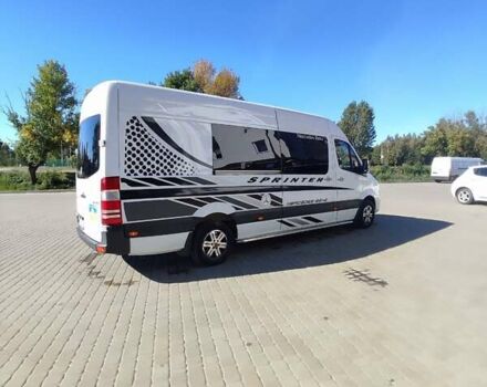 Белый Мерседес Sprinter, объемом двигателя 2.1 л и пробегом 800 тыс. км за 22000 $, фото 14 на Automoto.ua