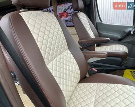 Белый Мерседес Sprinter, объемом двигателя 2.2 л и пробегом 737 тыс. км за 25000 $, фото 47 на Automoto.ua