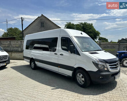 Белый Мерседес Sprinter, объемом двигателя 2.2 л и пробегом 590 тыс. км за 22950 $, фото 3 на Automoto.ua