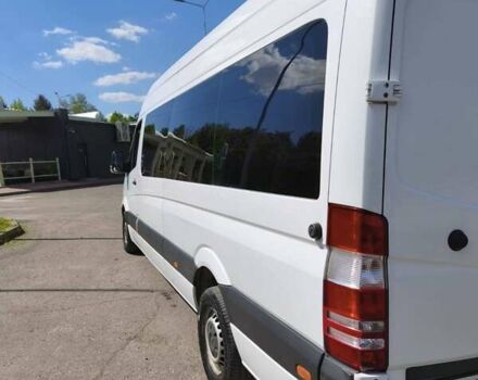Белый Мерседес Sprinter, объемом двигателя 2.14 л и пробегом 338 тыс. км за 24700 $, фото 4 на Automoto.ua