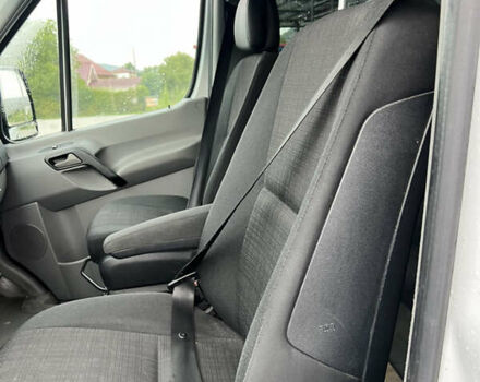 Белый Мерседес Sprinter, объемом двигателя 0 л и пробегом 390 тыс. км за 21000 $, фото 28 на Automoto.ua