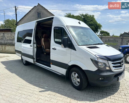 Белый Мерседес Sprinter, объемом двигателя 2.2 л и пробегом 590 тыс. км за 22950 $, фото 2 на Automoto.ua