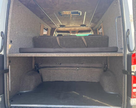 Белый Мерседес Sprinter, объемом двигателя 3 л и пробегом 895 тыс. км за 23700 $, фото 3 на Automoto.ua