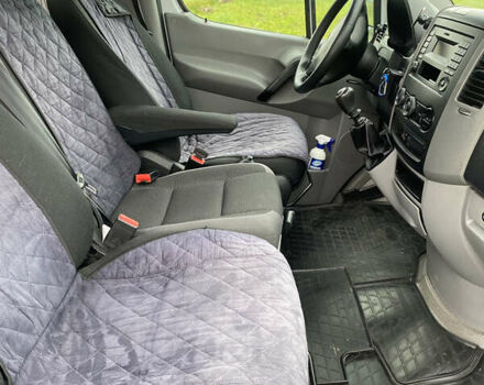Белый Мерседес Sprinter, объемом двигателя 2.1 л и пробегом 325 тыс. км за 25000 $, фото 12 на Automoto.ua