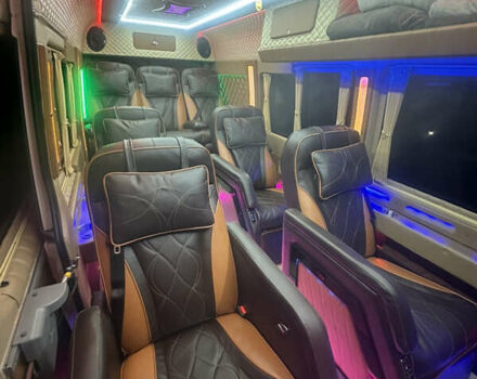 Білий Мерседес Sprinter, об'ємом двигуна 2.99 л та пробігом 380 тис. км за 44400 $, фото 18 на Automoto.ua