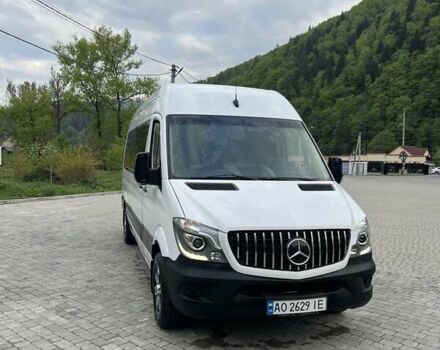 Белый Мерседес Sprinter, объемом двигателя 3 л и пробегом 500 тыс. км за 27999 $, фото 4 на Automoto.ua