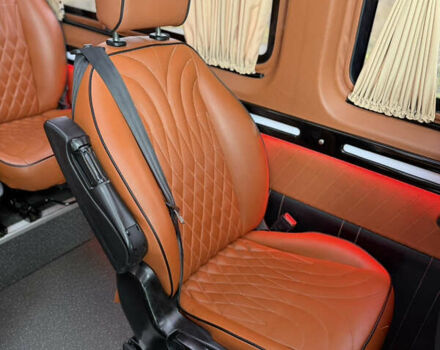 Білий Мерседес Sprinter, об'ємом двигуна 2.14 л та пробігом 268 тис. км за 25000 $, фото 18 на Automoto.ua