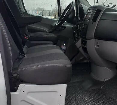 Белый Мерседес Sprinter, объемом двигателя 2.14 л и пробегом 270 тыс. км за 30500 $, фото 24 на Automoto.ua